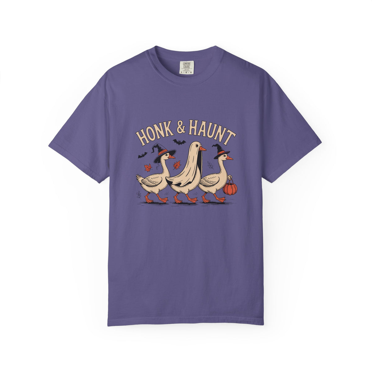 Honk & Haunt Geese Shirt, Funny Halloween Goose T-Shirt, Vintage Spooky Season Tee, Bird Lover Halloween Gift