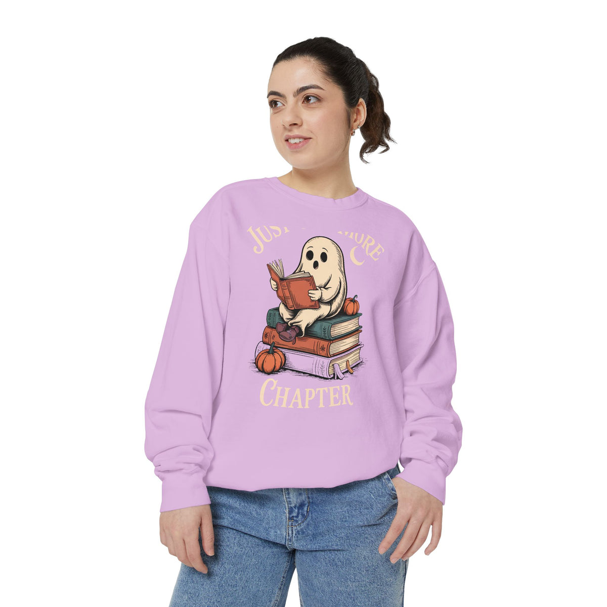 Just One More Chapter Ghost Sweatshirt, Halloween Reading Crewneck, Cozy Bookish Ghost Sweatshirt, Spooky Season Book Lover Gift