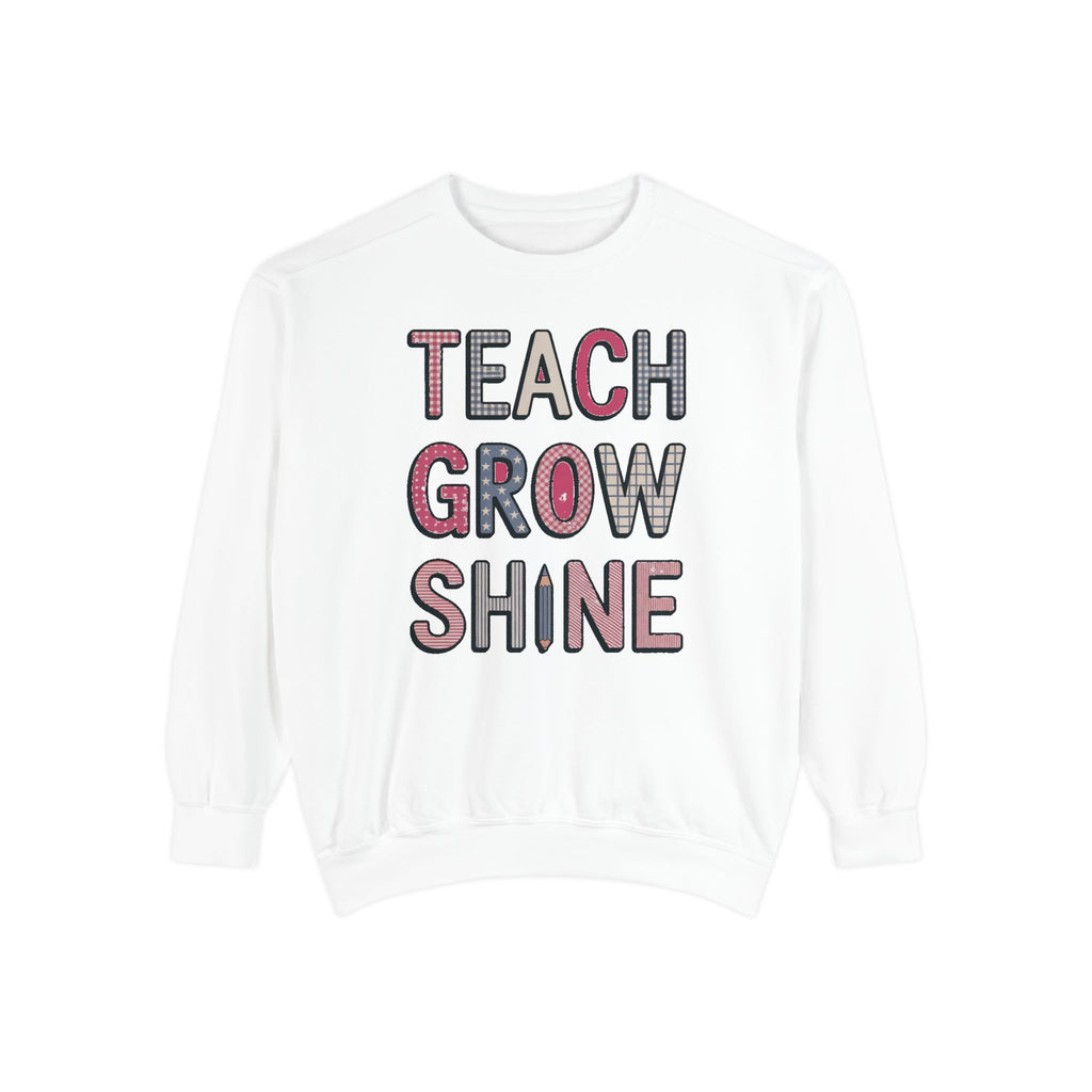Teacher Sweatshirt, Fourth of July Gift For Teacher, Teach Grow Shine Crewneck, Patriotic Teacher Shirt, 4th of July Teacher Appreciation G…