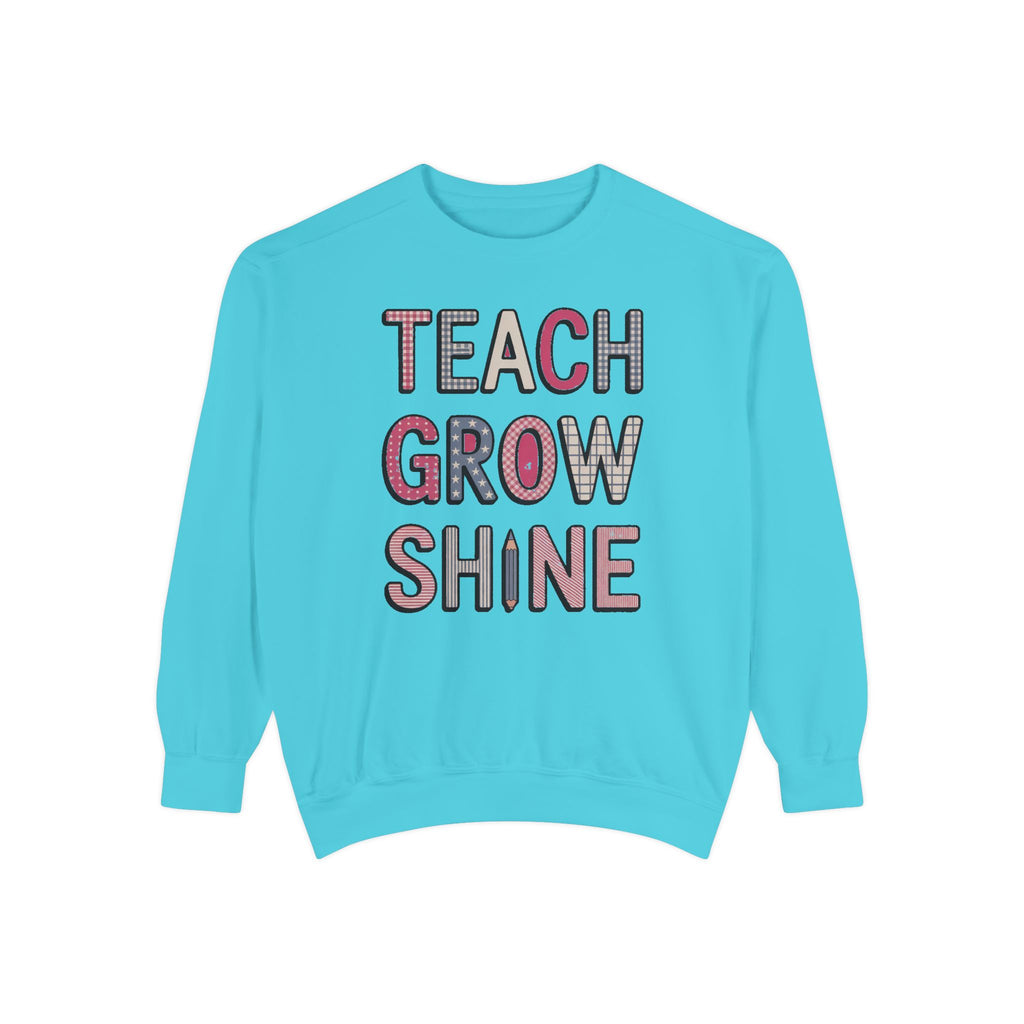 Teacher Sweatshirt, Fourth of July Gift For Teacher, Teach Grow Shine Crewneck, Patriotic Teacher Shirt, 4th of July Teacher Appreciation G…